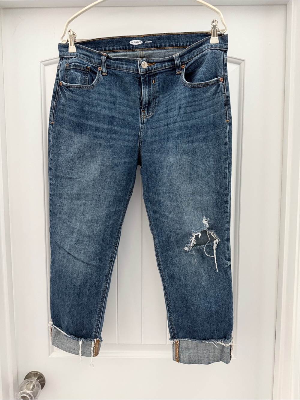 Cropped Distressed Women’s Jeans